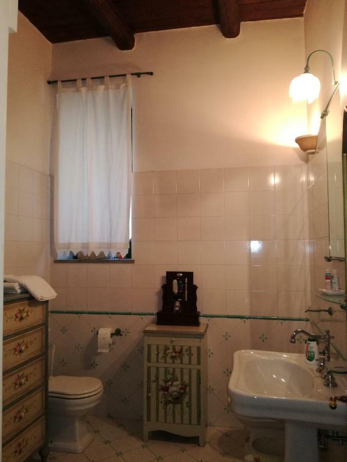 Bed and Breakfast In Via Roma Салерно Экстерьер фото