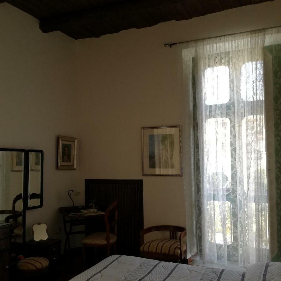 Bed and Breakfast In Via Roma Салерно Экстерьер фото